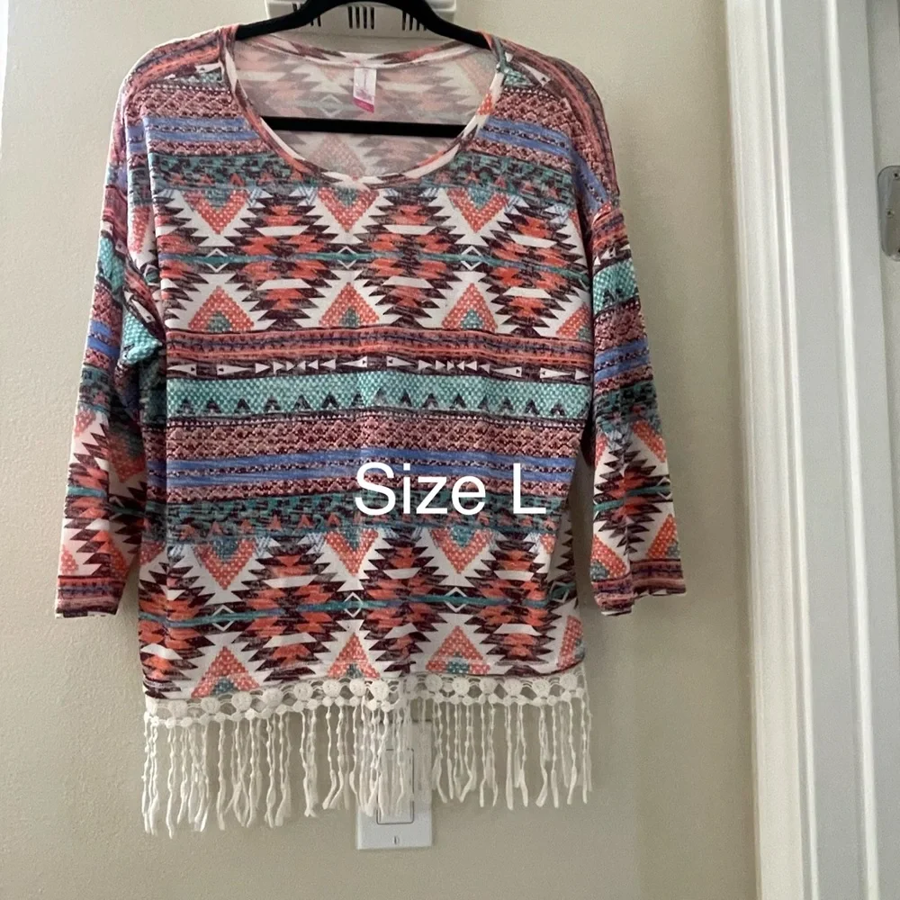 Colorful Geometric Pattern Fringe Sweater - Picture 1 of 1